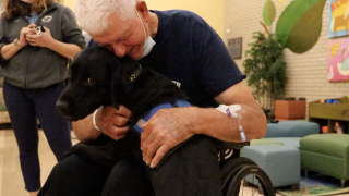 Southeastern Guide Dogs visit disabled vets