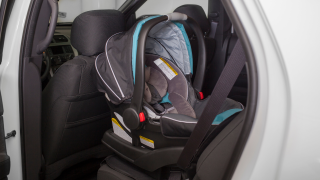 car seat generic canva.png